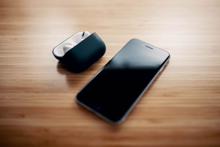 Wireless charging pad